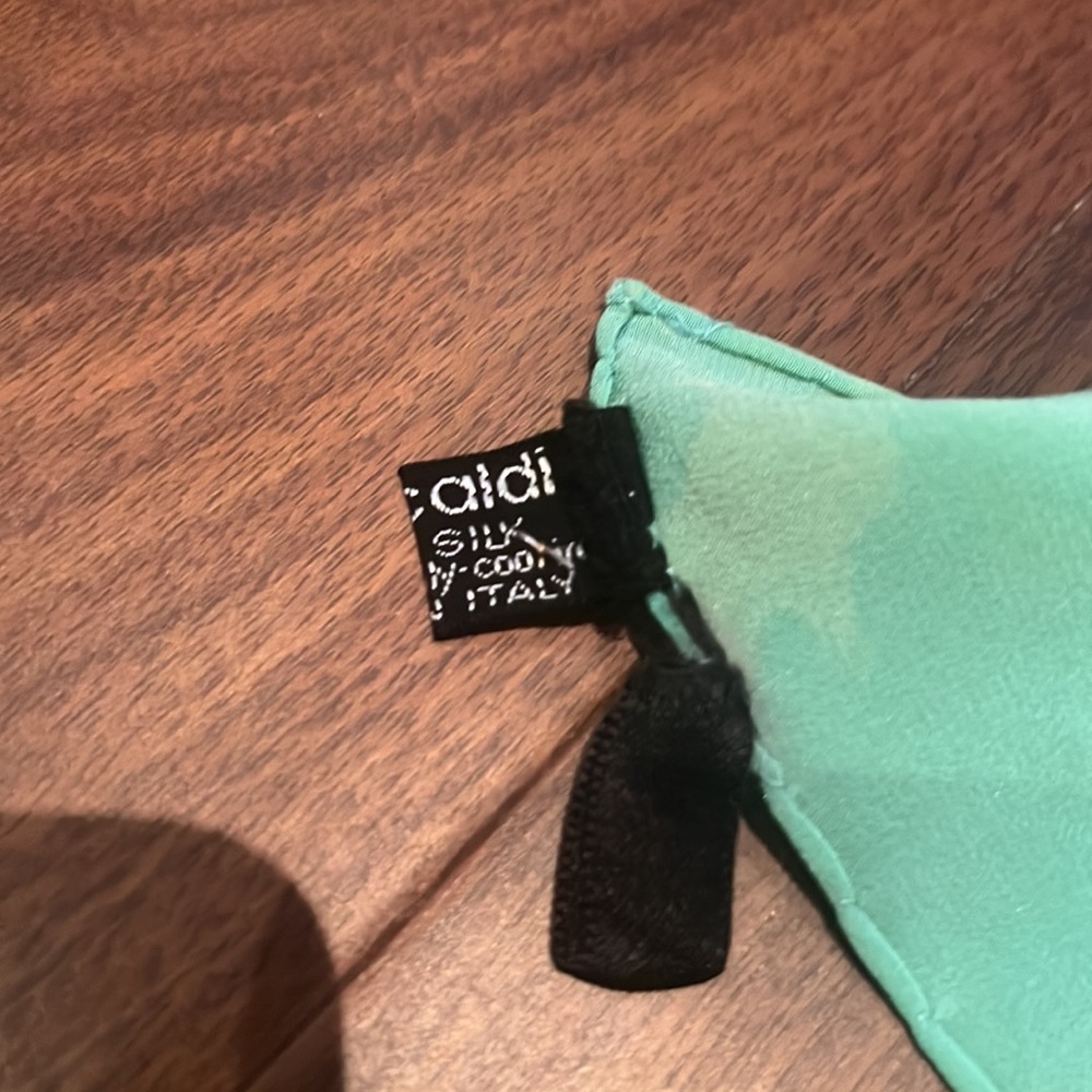 Pancaldi Pocket Square - Picture 4 of 4